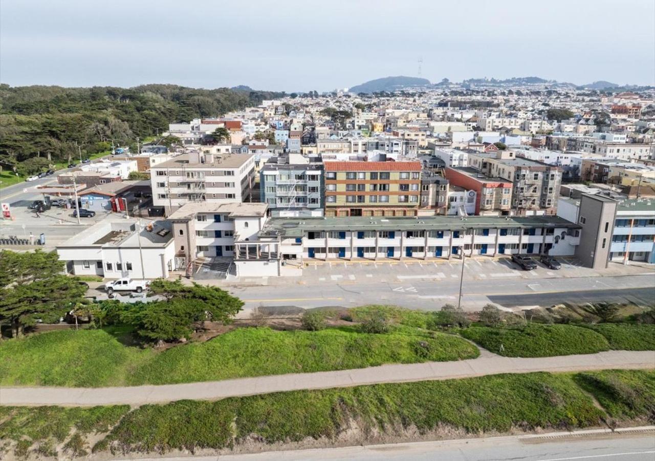 로드웨이 인 앤 스위트 샌프란시스코-그레이트 하이웨이 외부 사진